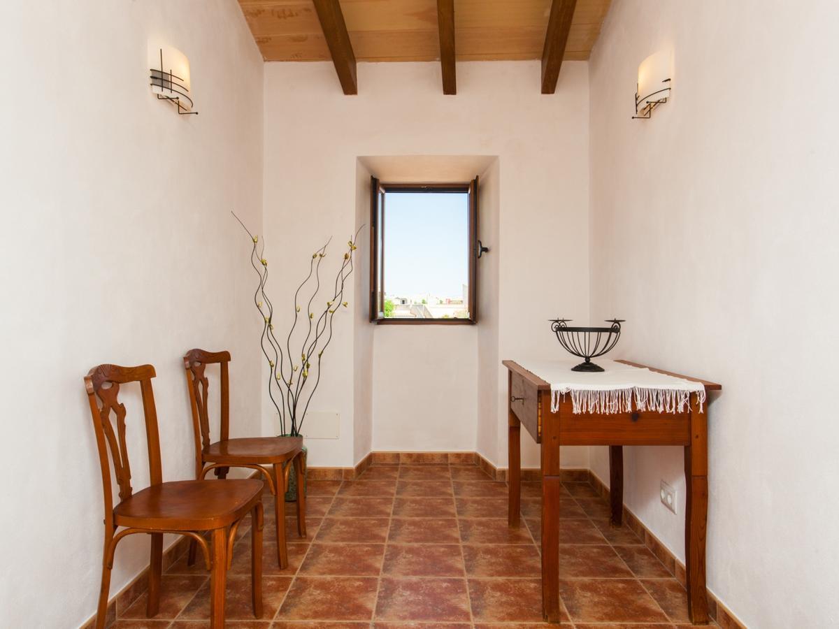 Villa Paula Llombarts Bagian luar foto