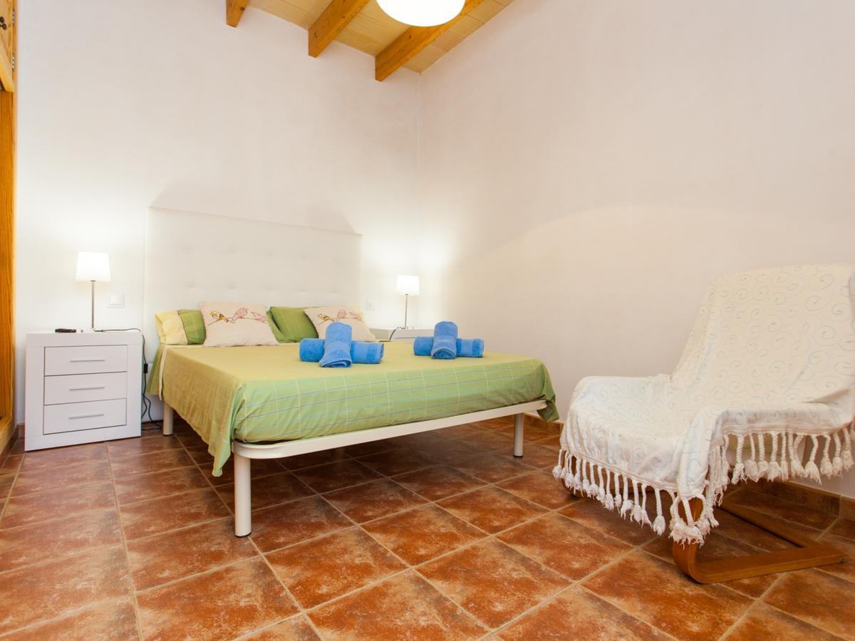 Villa Paula Llombarts Bagian luar foto