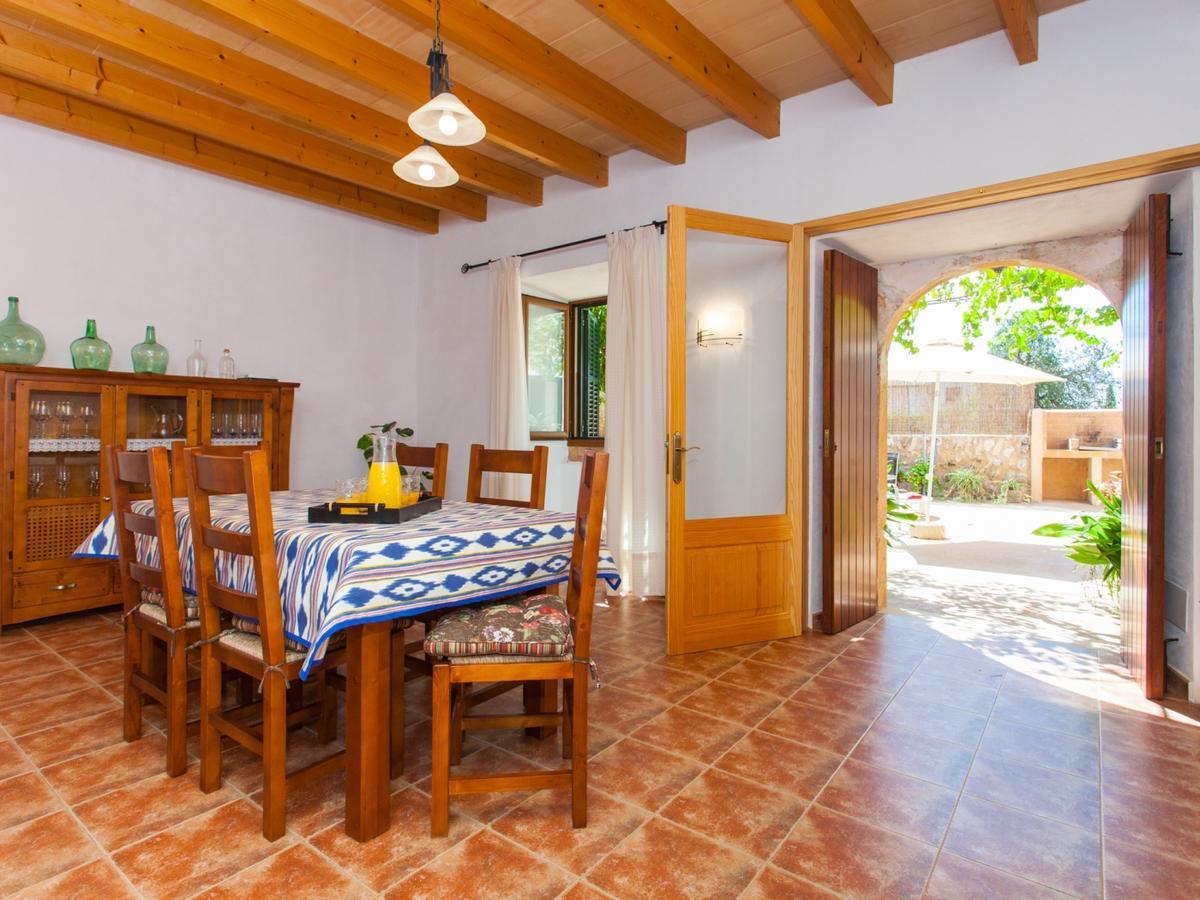 Villa Paula Llombarts Bagian luar foto